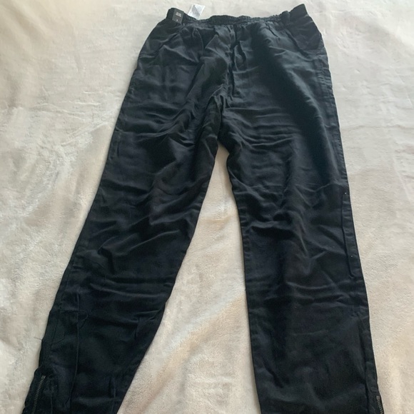 A&F Pants - Picture 2 of 6